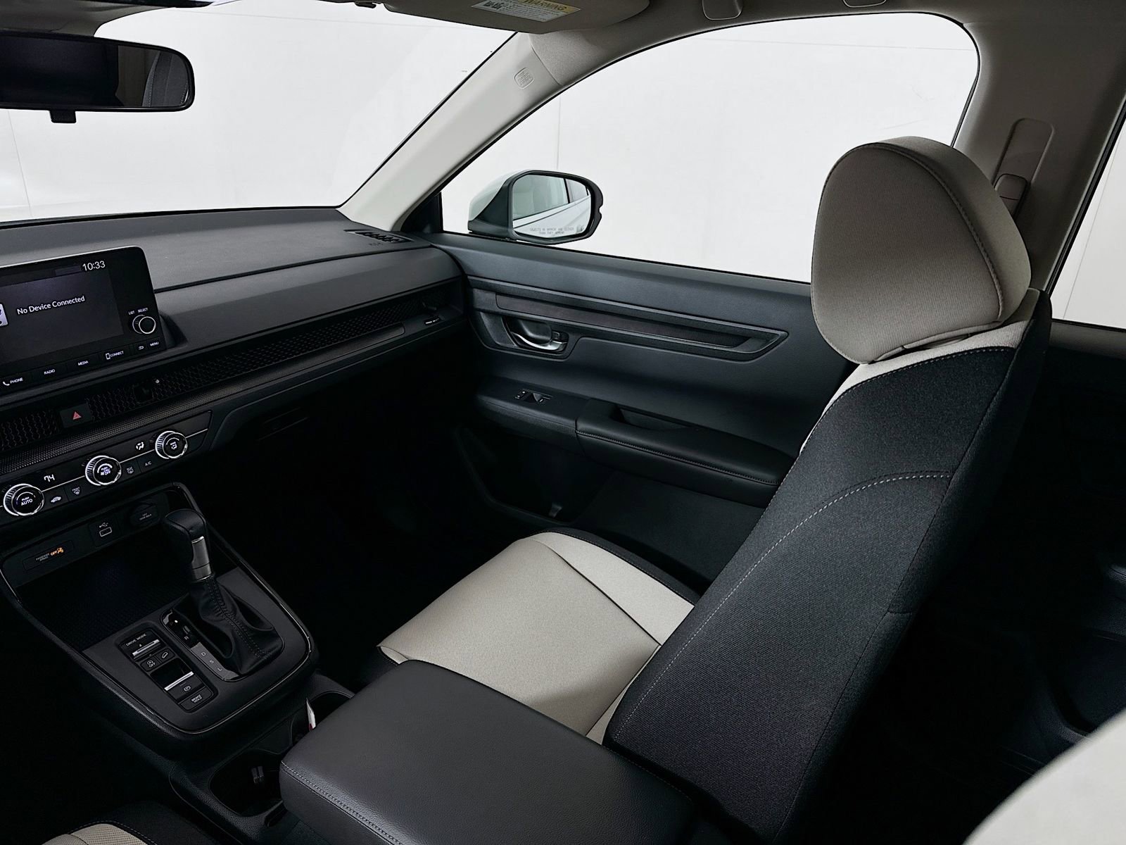Used 2023 Honda CR-V LX image 21