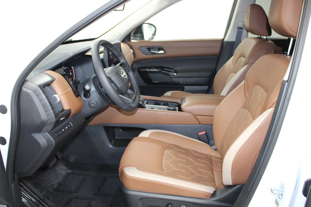 Used 2026 Nissan Pathfinder Platinum AWD/4WD image 22