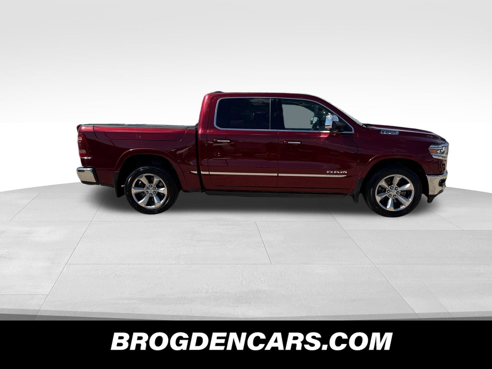 Used 2019 RAM 1500 Limited AWD/4WD image 2