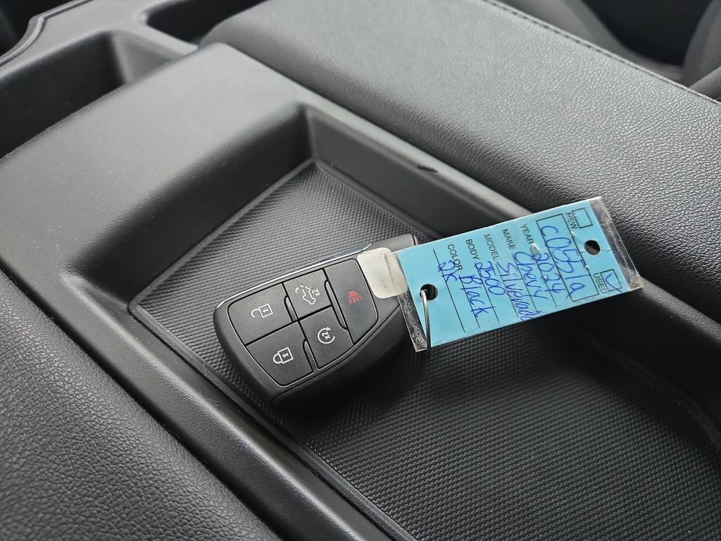 Used 2024 Chevrolet Silverado 2500 Custom w/ Custom Convenience Package image 28