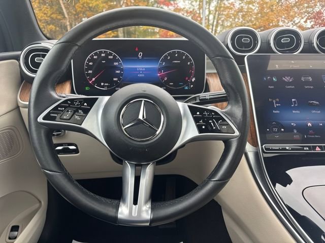Used 2024 Mercedes-Benz GLC 300 4MATIC image 15