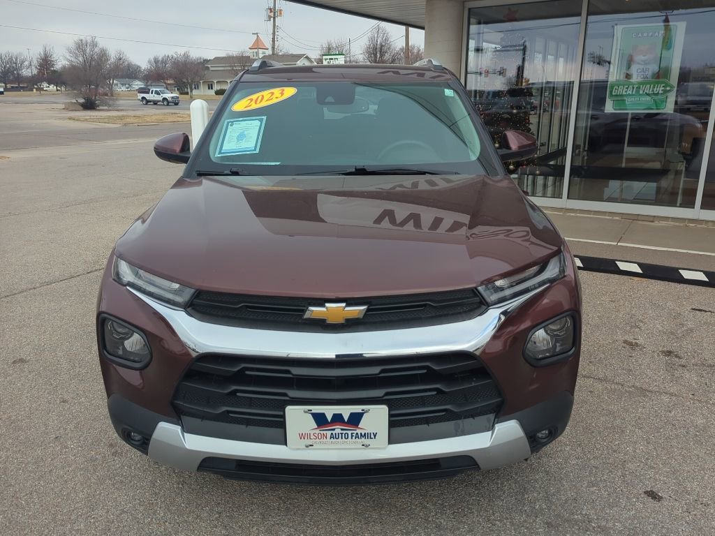 Used 2023 Chevrolet TrailBlazer LT w/ Convenience Package image 2