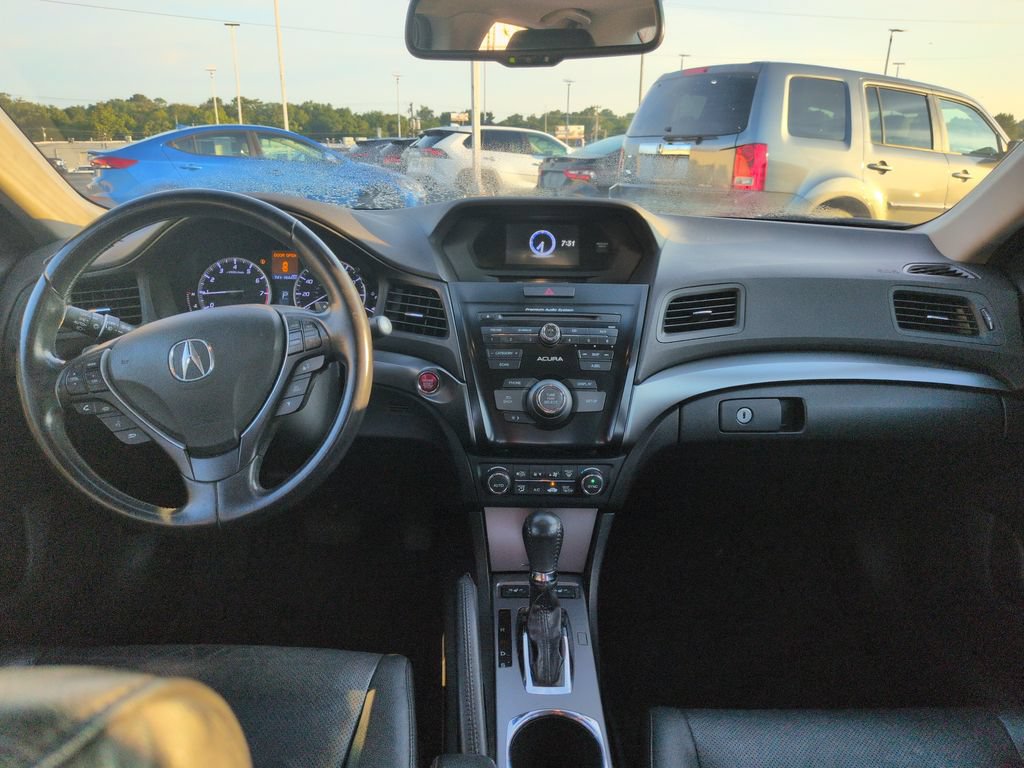 Used 2013 Acura ILX w/ Premium Package FWD image 13