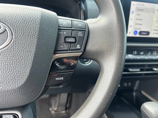 Used 2025 Toyota Camry LE FWD image 18