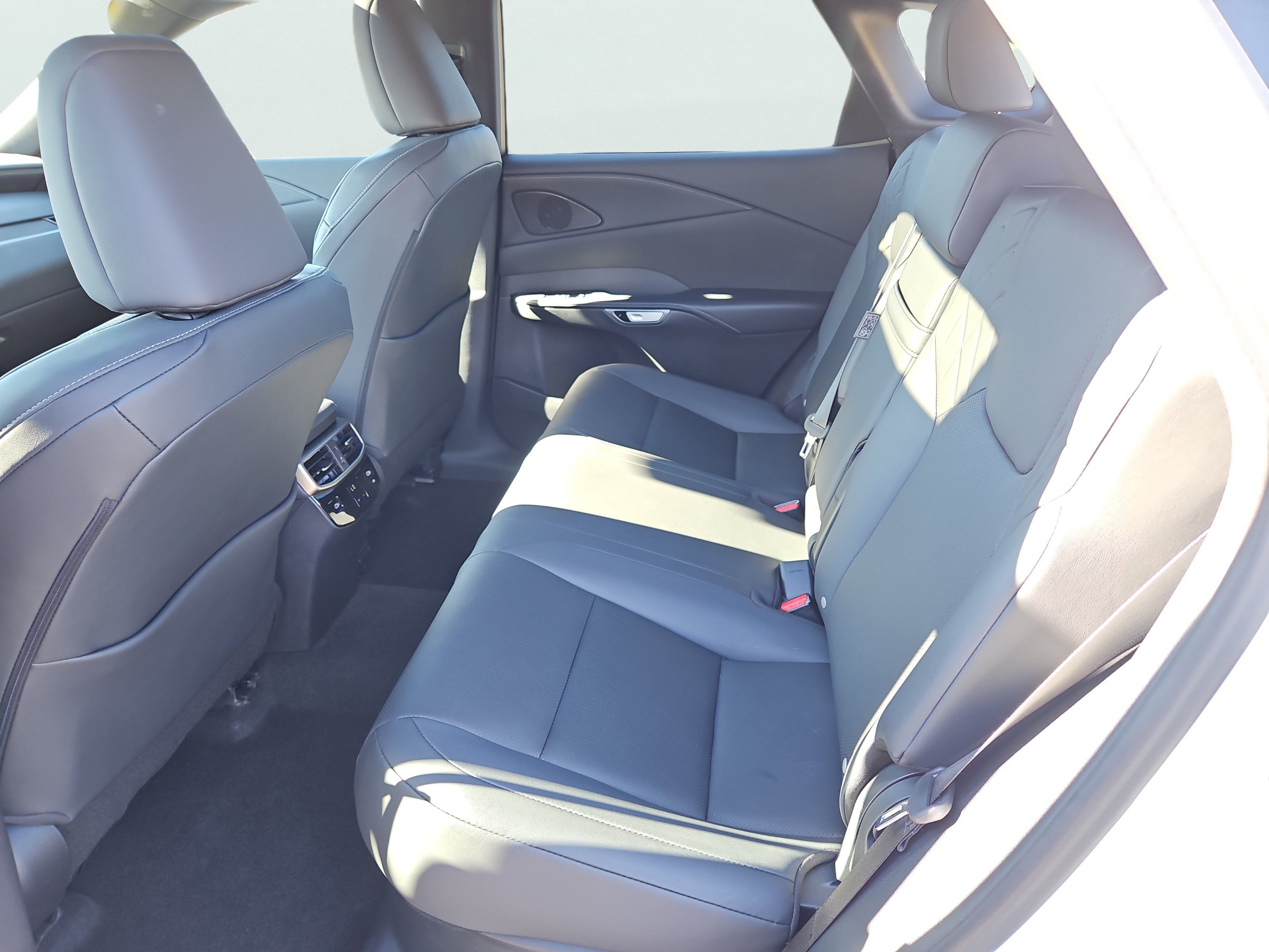 Used 2024 Lexus RX 350 Premium w/ Accessory Package (Z1) AWD/4WD image 36