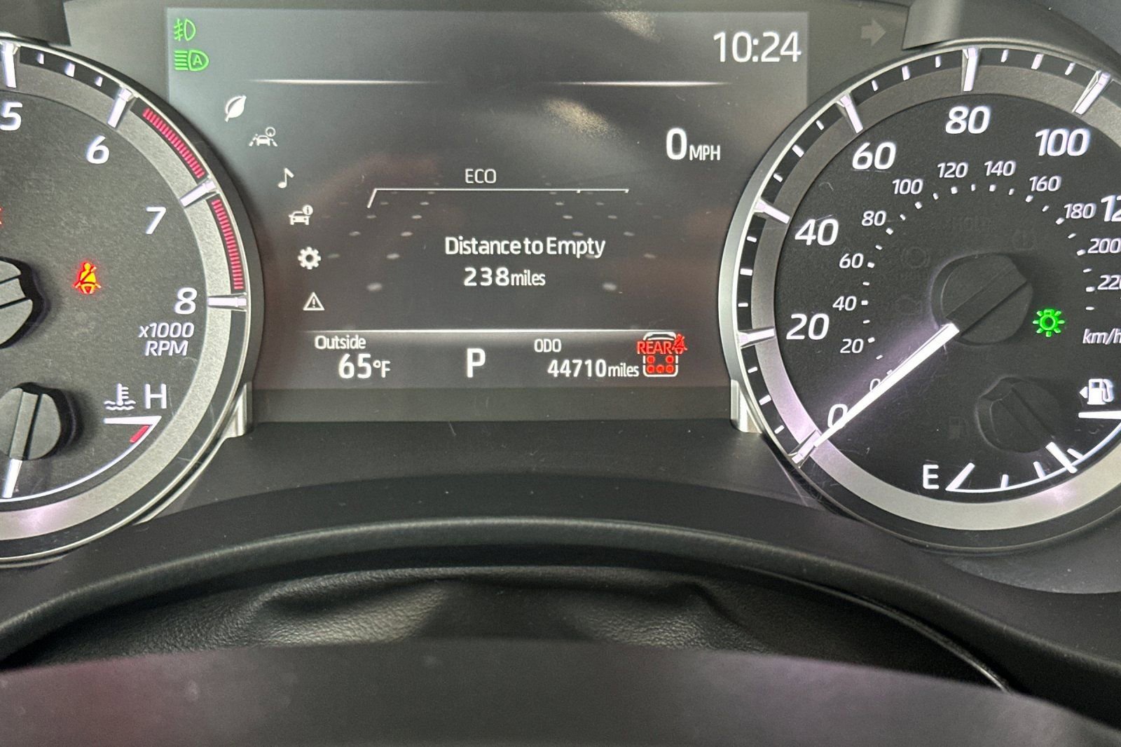 Certified 2024 Toyota Highlander XLE image 32