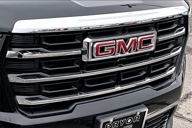 Used 2025 GMC Acadia Elevation image 34