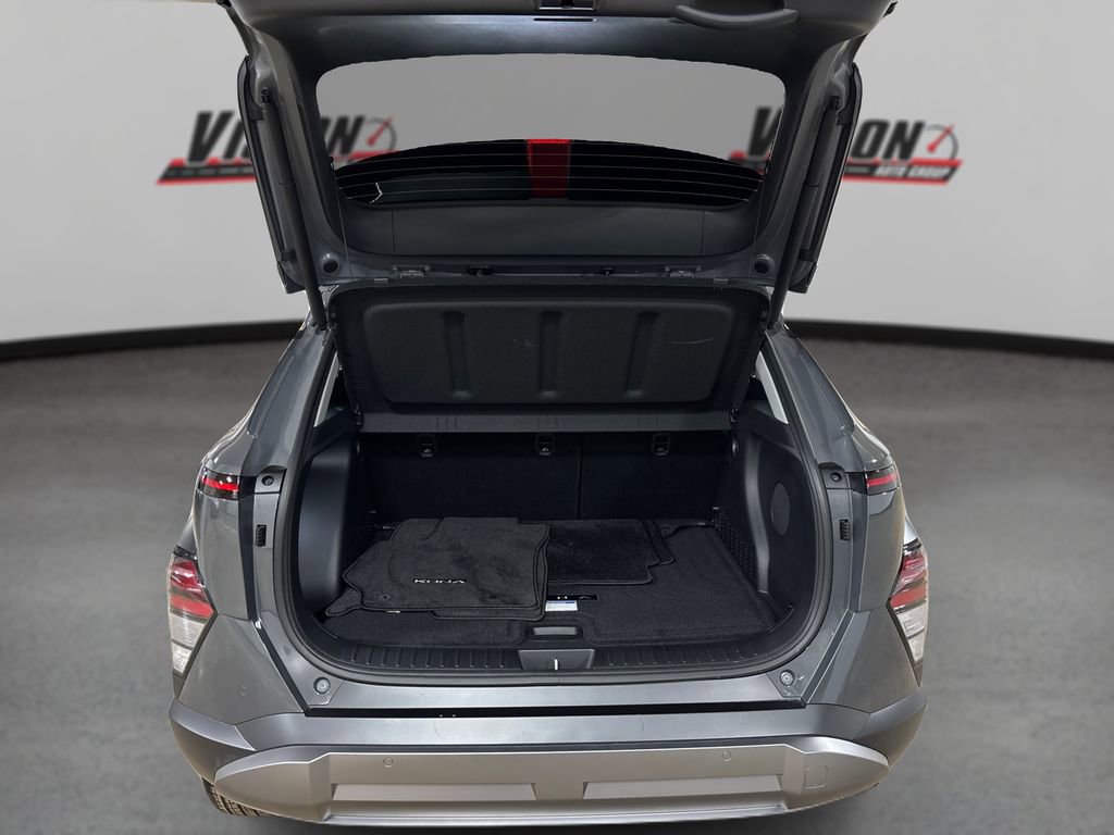 Used 2026 Hyundai Kona Limited image 11