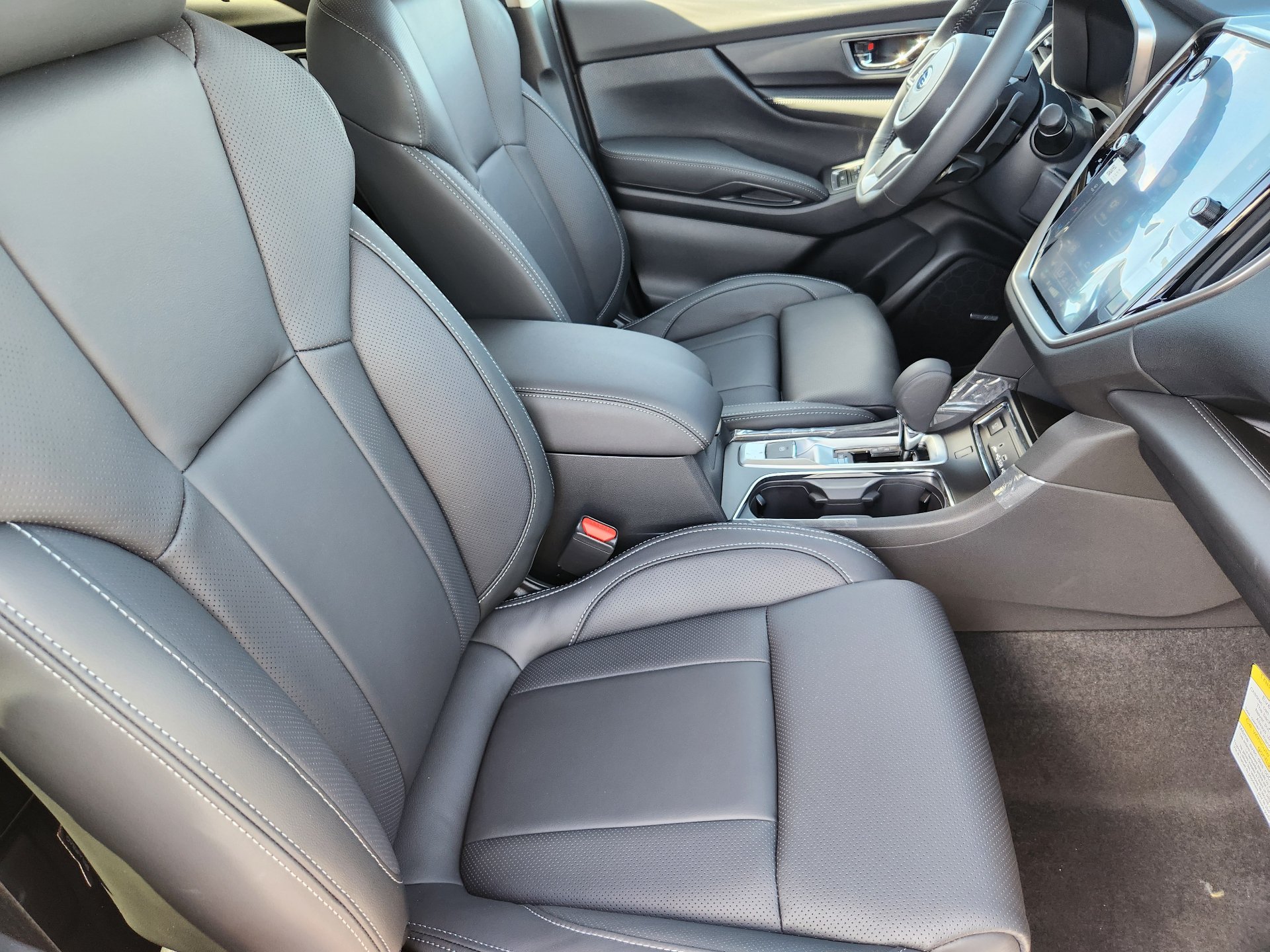 New 2026 Subaru Ascent Limited AWD/4WD image 10