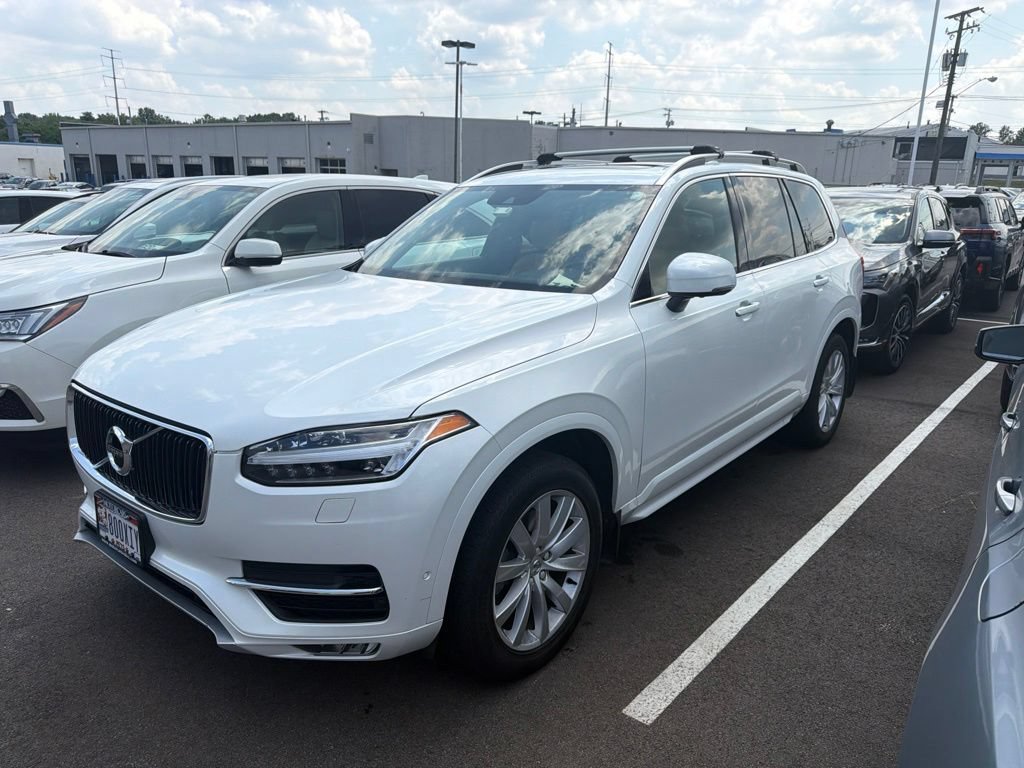 Used 2016 Volvo XC90 T6 Momentum w/ Momentum Plus Package AWD/4WD image 3