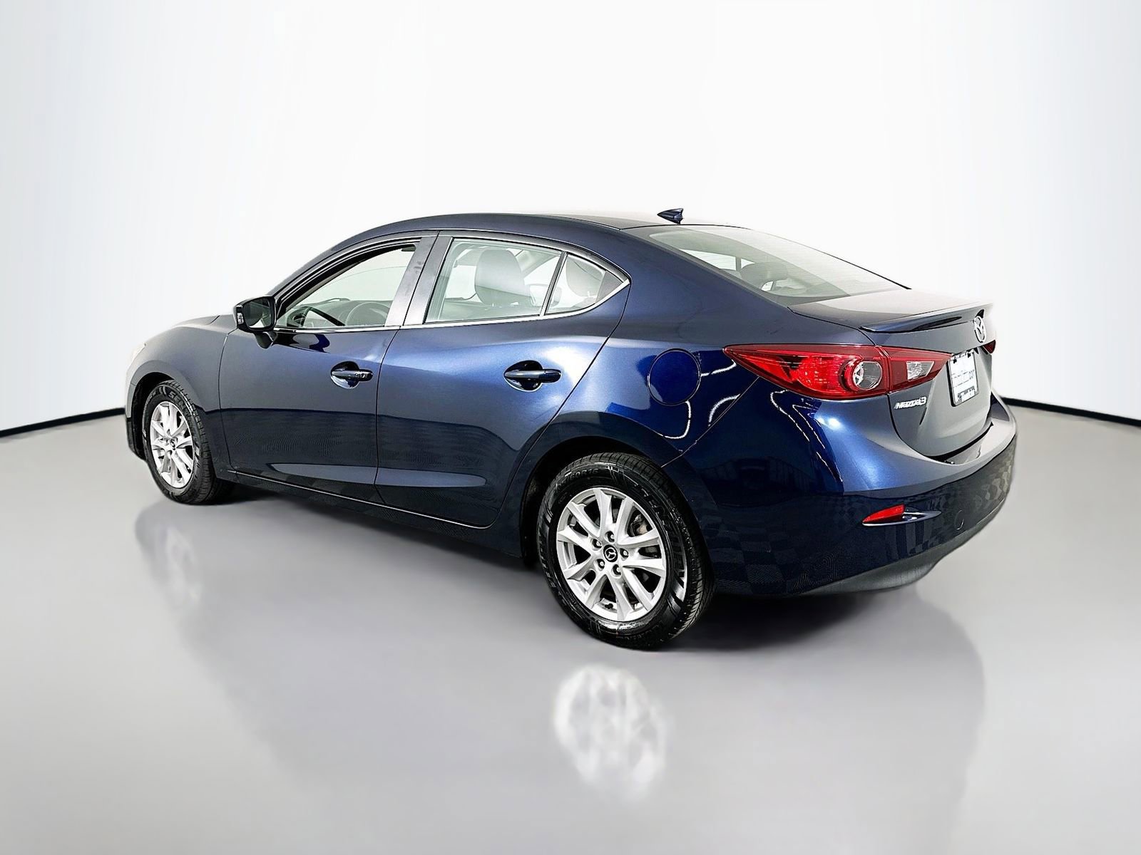 Used 2014 MAZDA MAZDA3 i Grand Touring FWD image 5