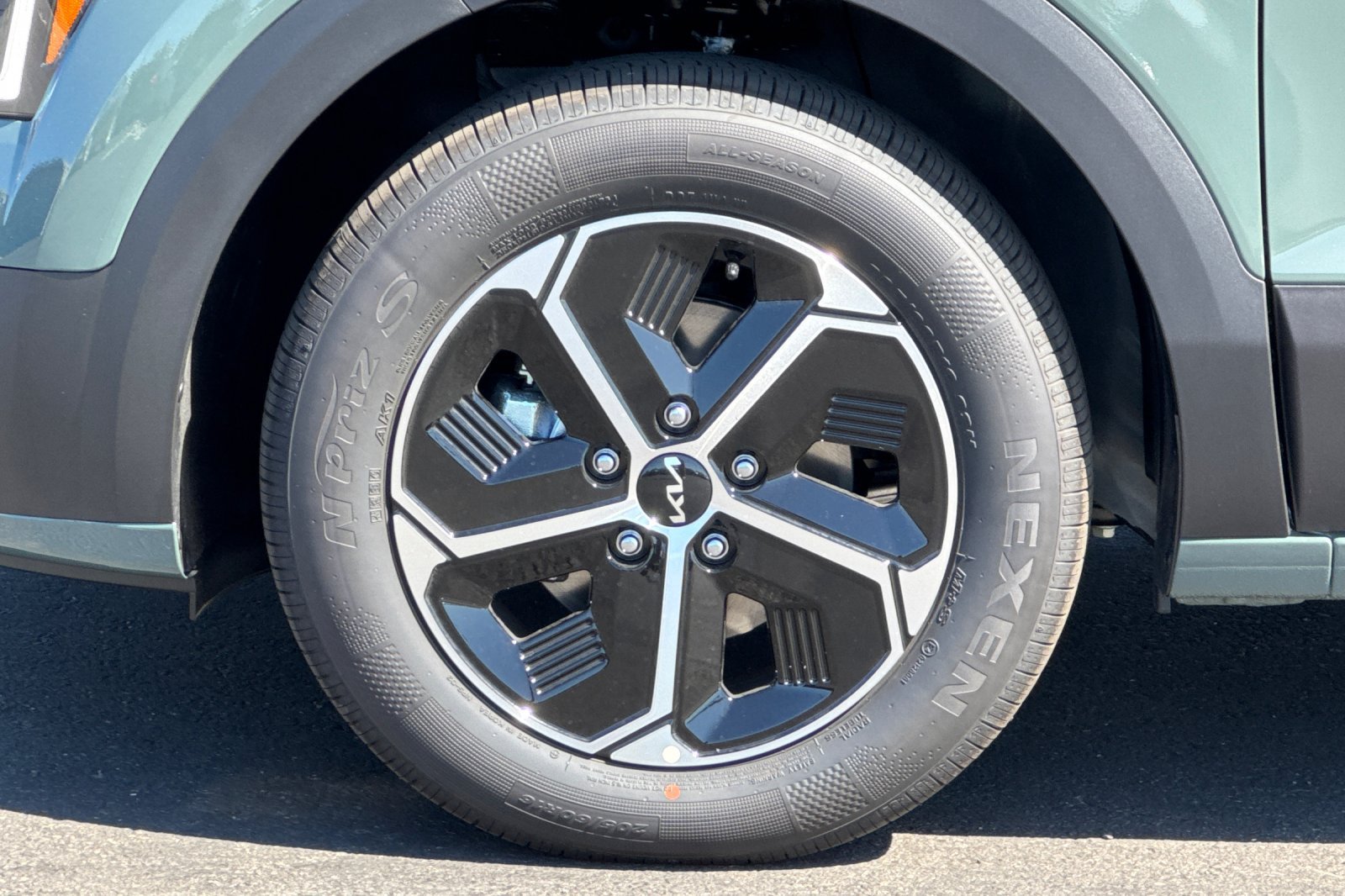 New 2026 Kia Niro EX w/ EX Premium Package FWD image 26