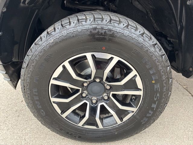 Used 2020 Toyota Tacoma TRD Sport image 15