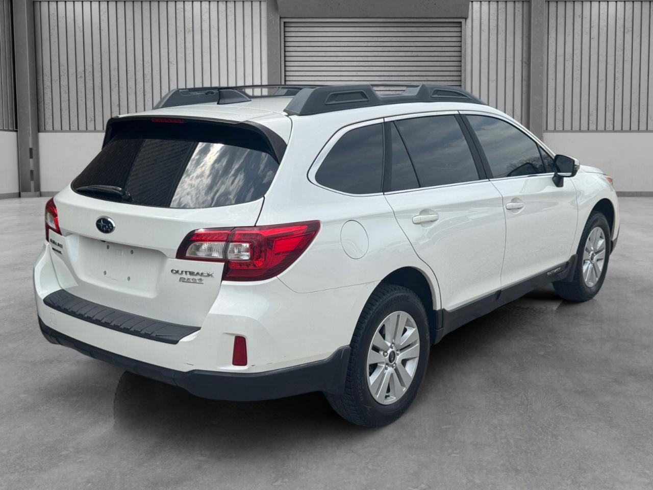 Used 2017 Subaru Outback 2.5i Premium AWD/4WD image 34