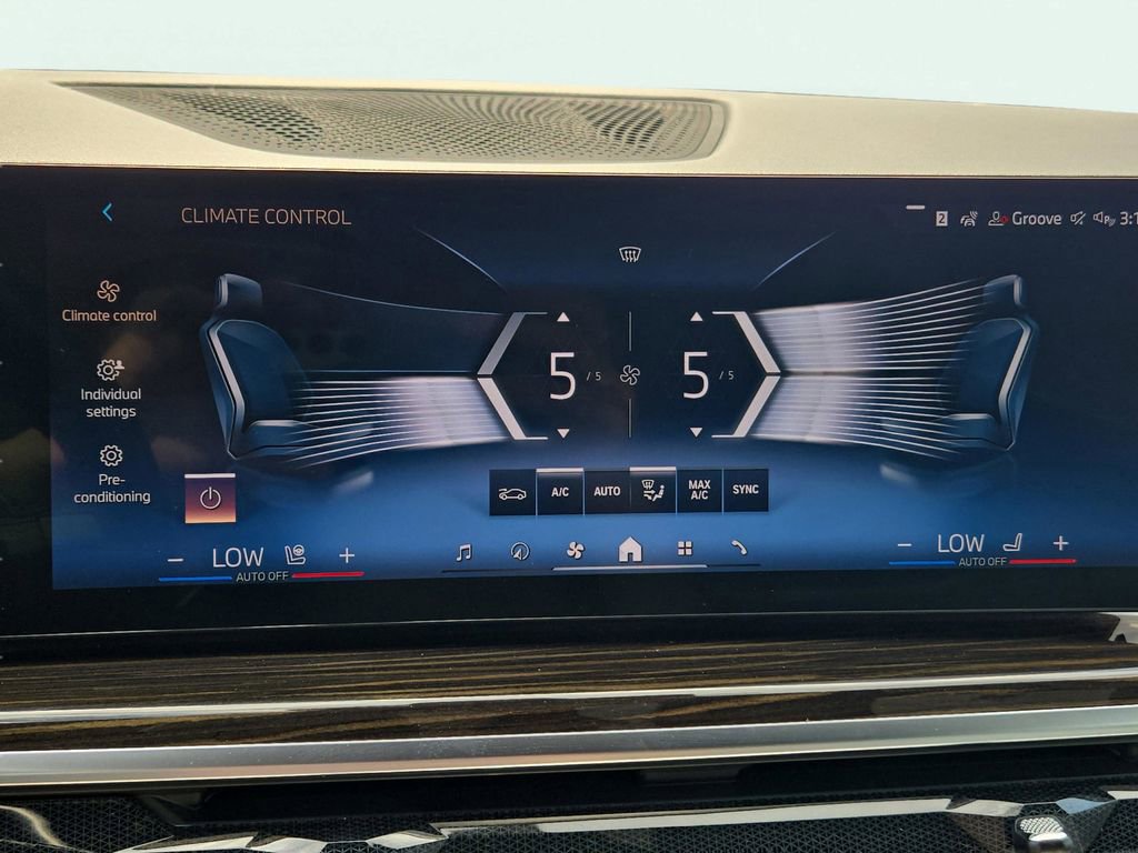 Used 2024 BMW X5 sDrive40i w/ Executive Package image 26