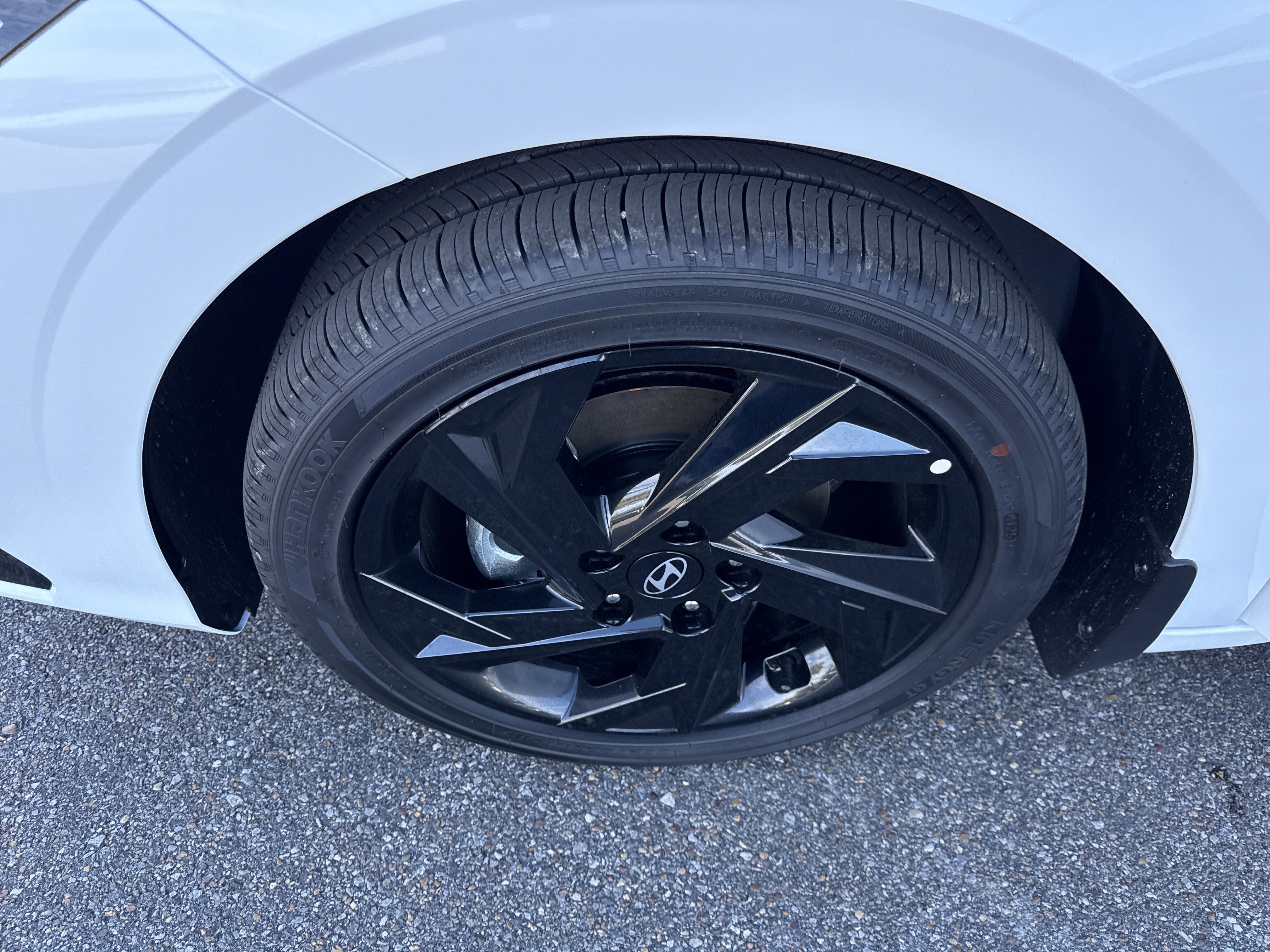 New 2026 Hyundai Elantra SEL Sport Premium image 19