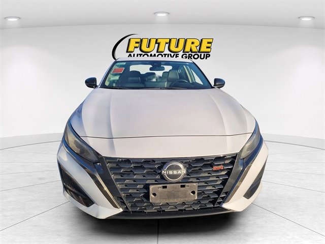 Used 2024 Nissan Altima 2.5 SR w/ SR Premium Package image 2