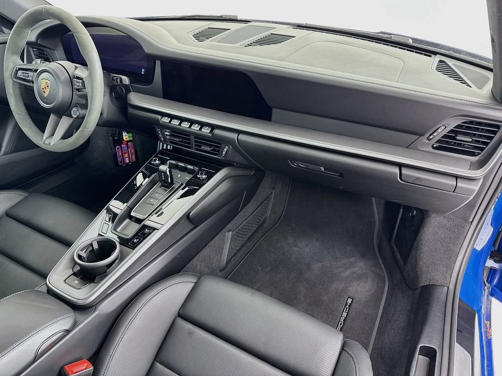 Certified 2025 Porsche 911 Carrera S RWD image 28