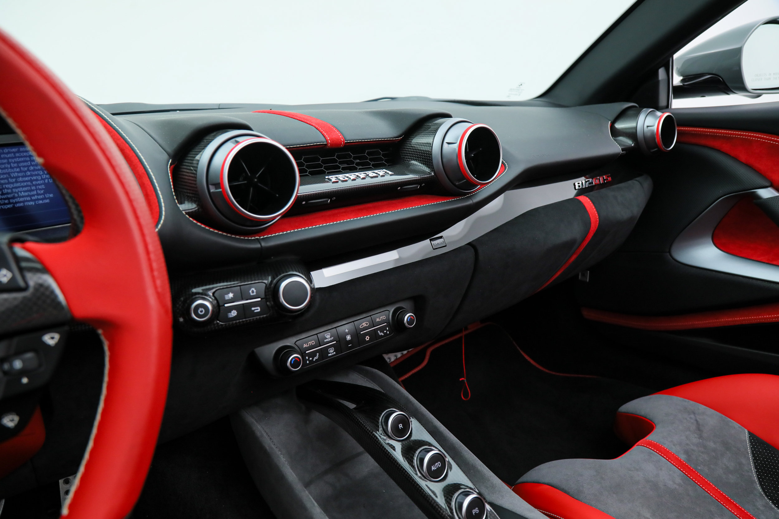 Certified 2022 Ferrari 812 GTS RWD image 32