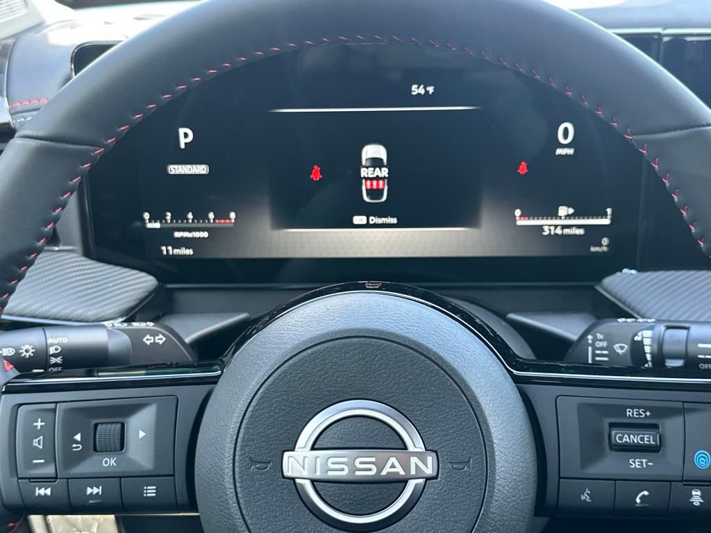 New 2025 Nissan Kicks SR image 18