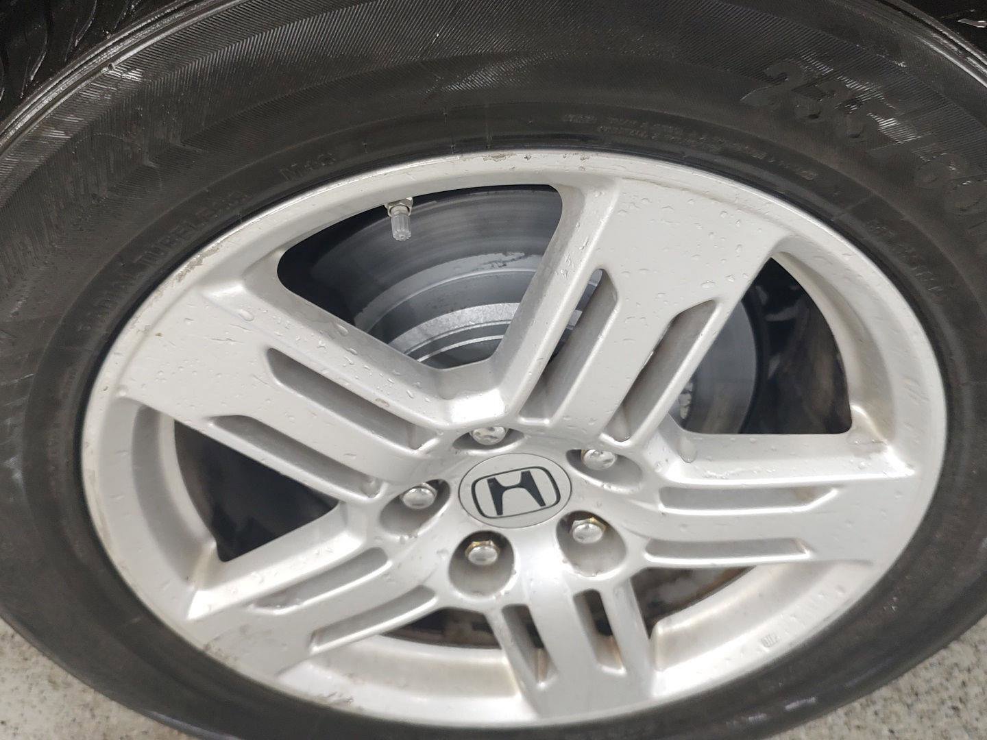 Used 2012 Honda Odyssey Touring Elite image 36