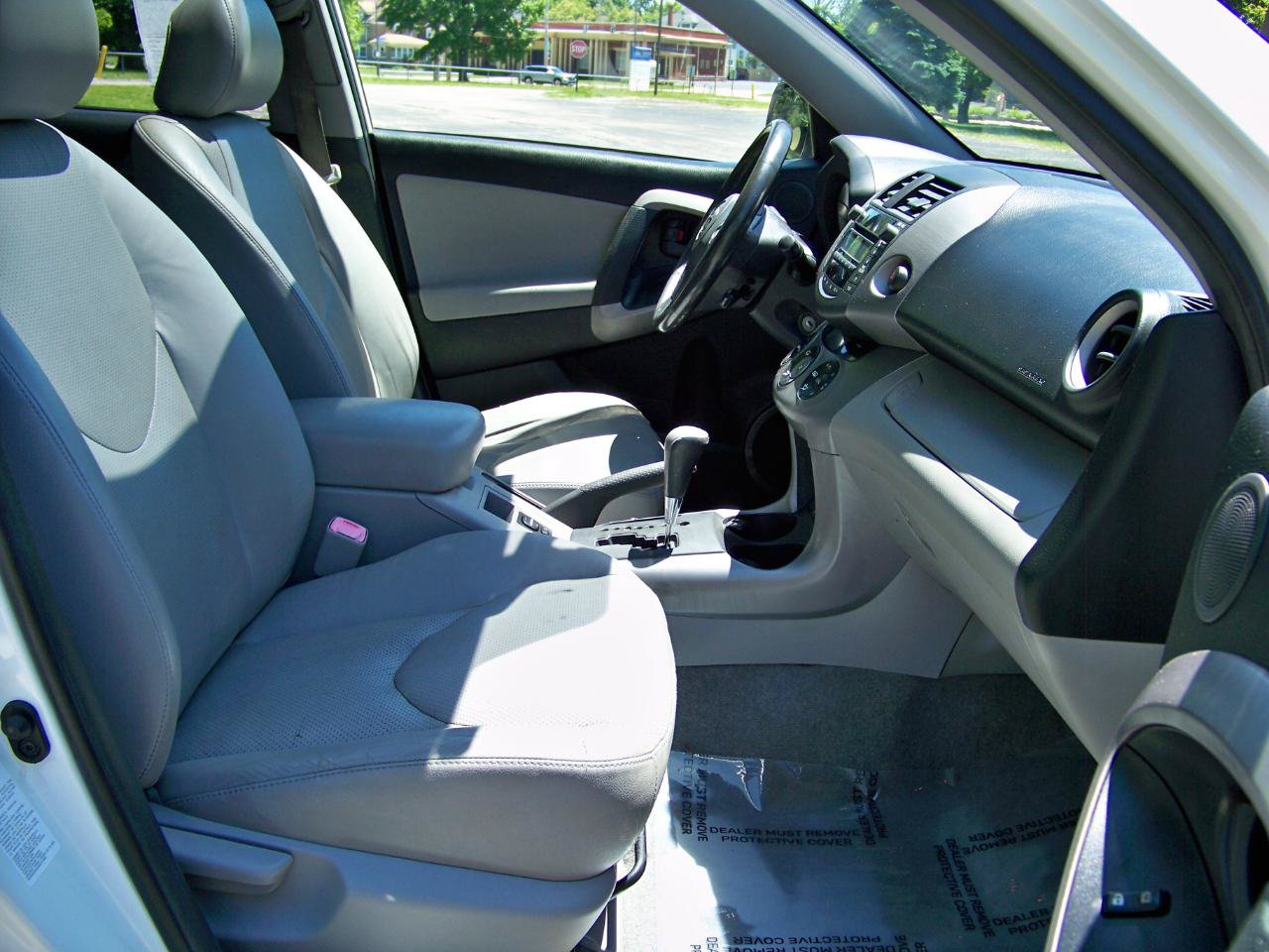 Used 2008 Toyota RAV4 Limited AWD/4WD image 35