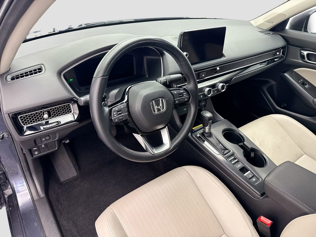 Used 2022 Honda Civic Touring image 9