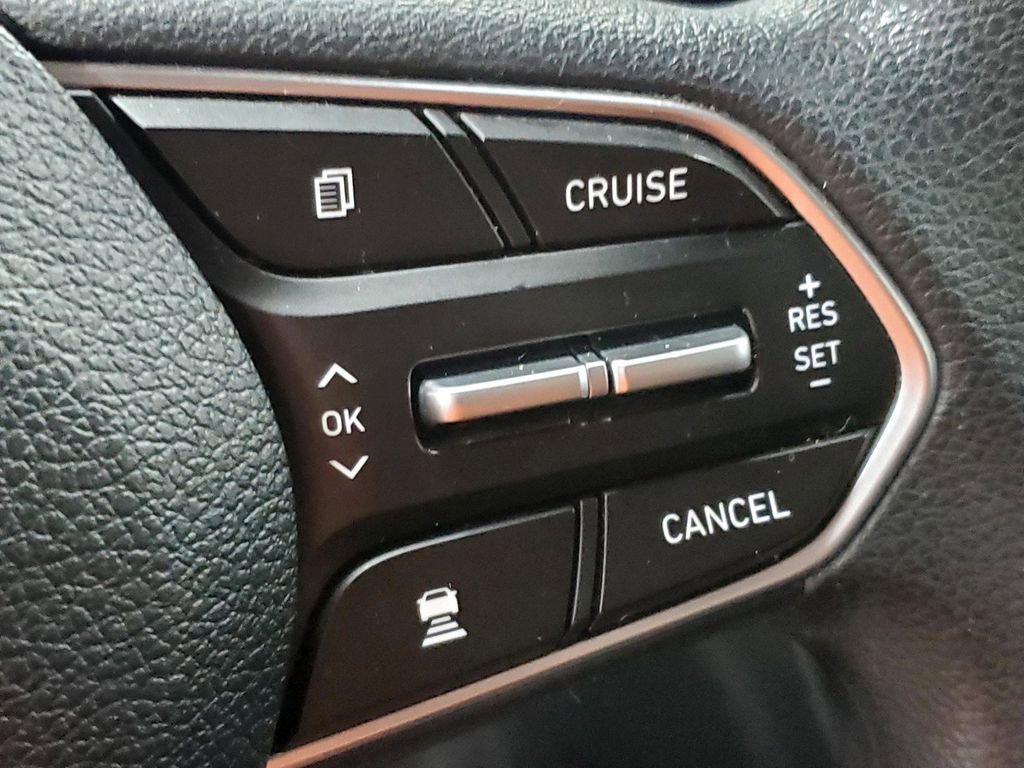 Used 2019 Hyundai Santa Fe SE image 29