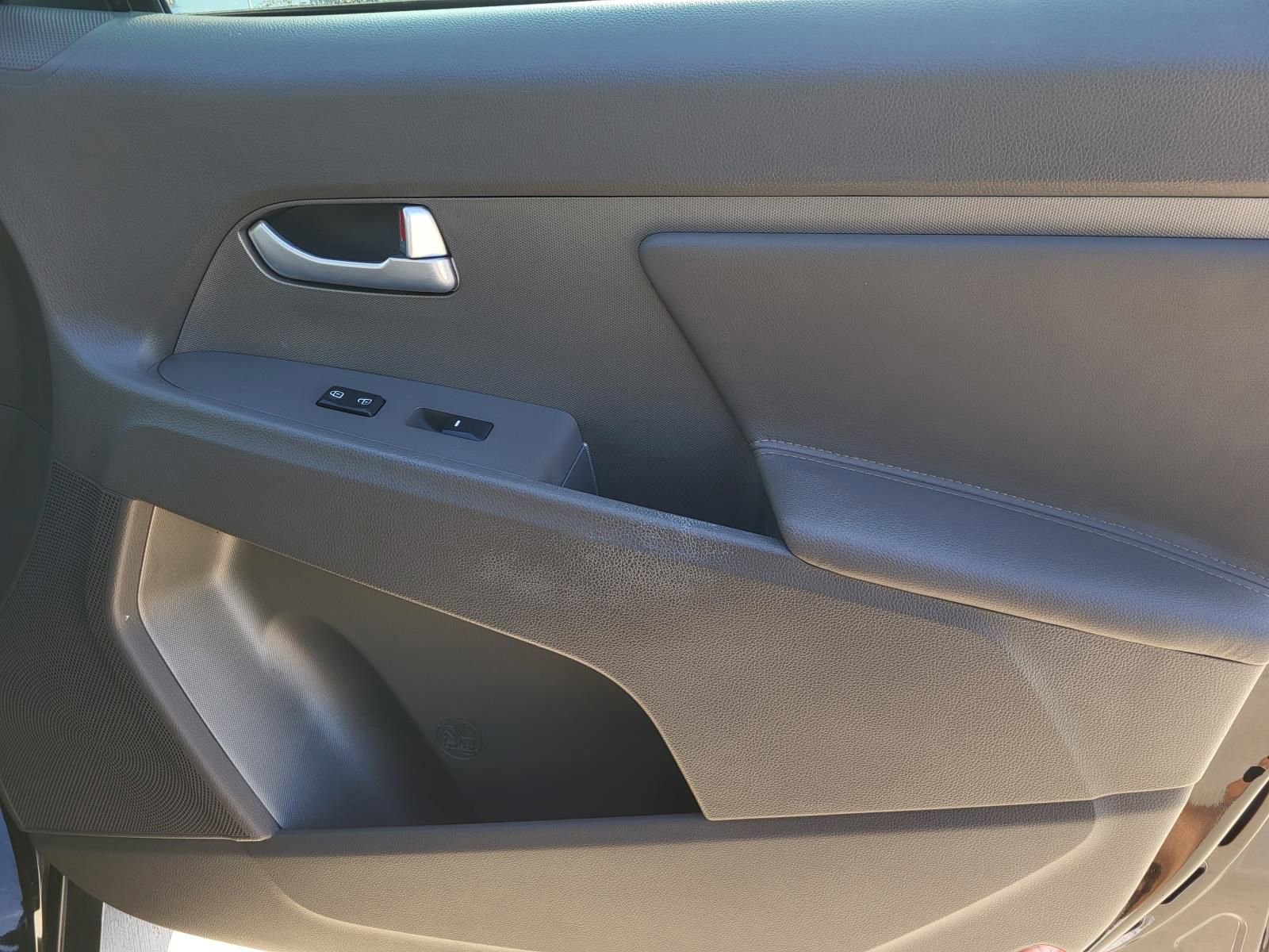 Used 2012 Kia Sportage EX w/ EX Premium Pkg image 6