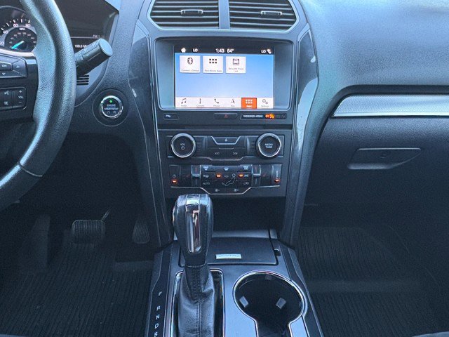 Used 2018 Ford Explorer XLT w/ Equipment Group 202A image 10