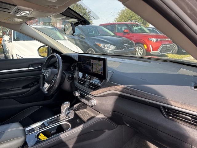 Used 2023 Nissan Altima 2.5 SL FWD image 10