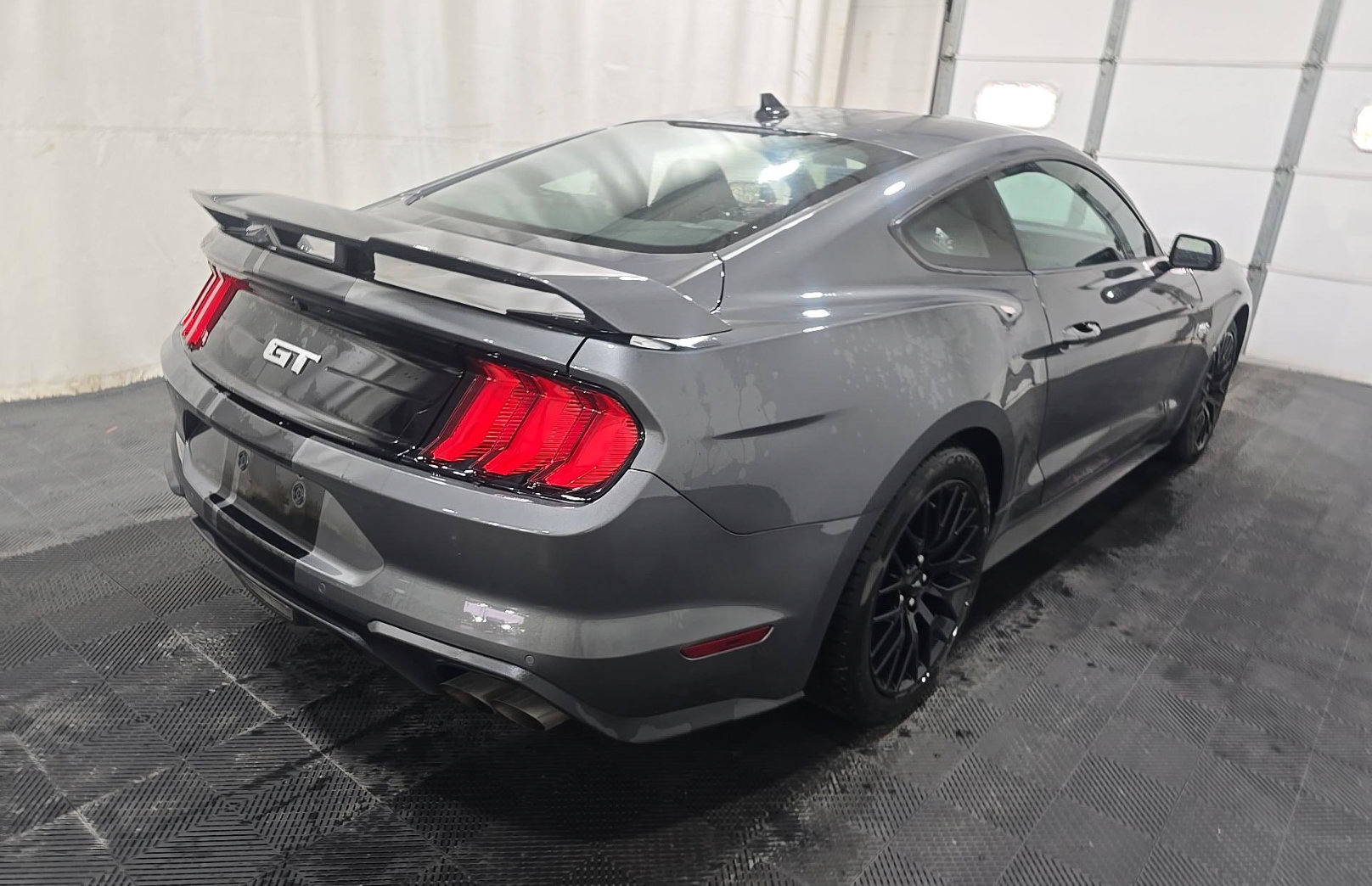 Used 2023 Ford Mustang GT Premium w/ GT Performance Package RWD image 4