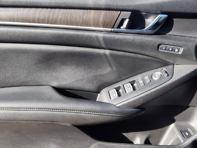 Used 2021 Honda Accord EX-L image 24
