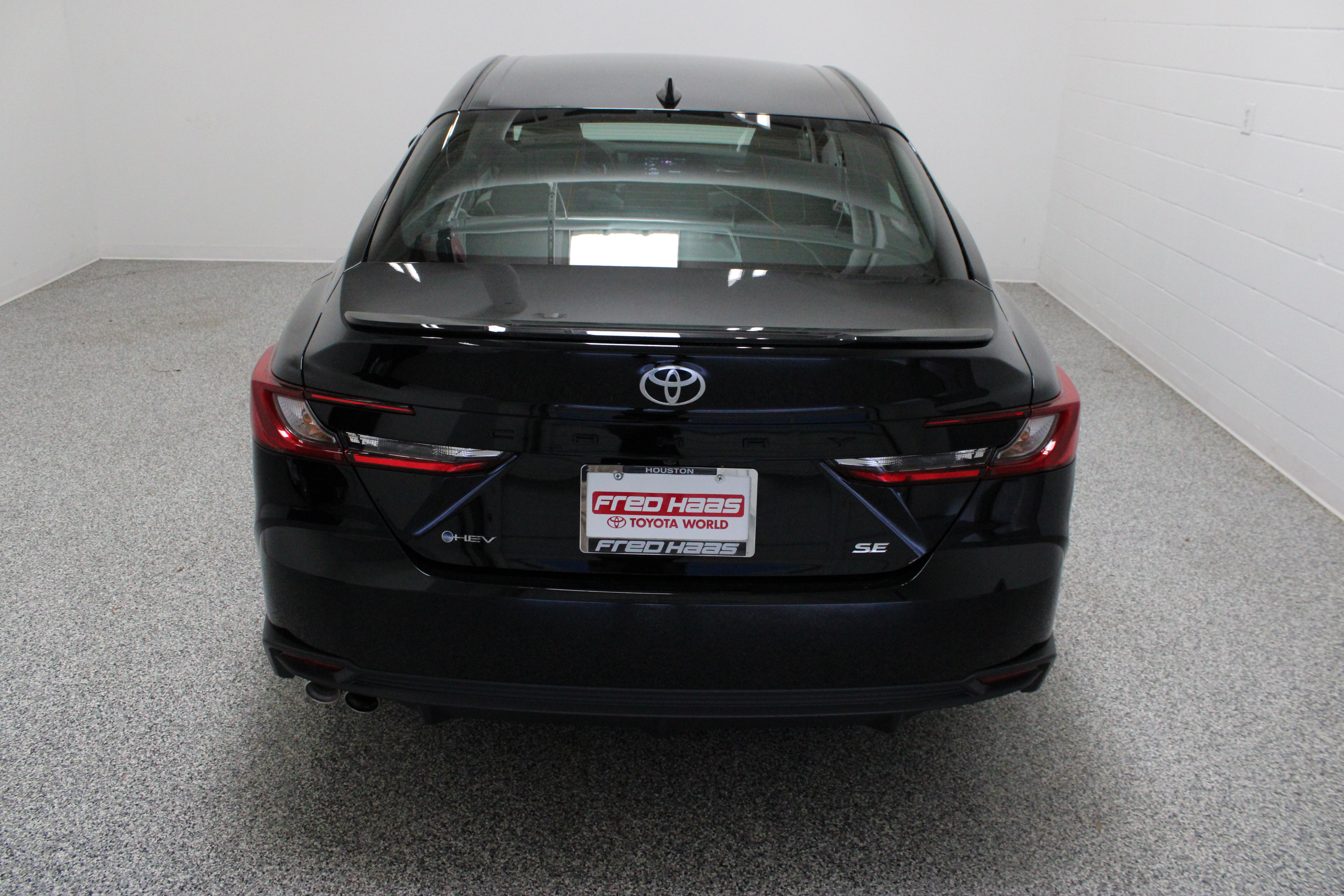 Used 2026 Toyota Camry SE w/ Convenience Package FWD image 8