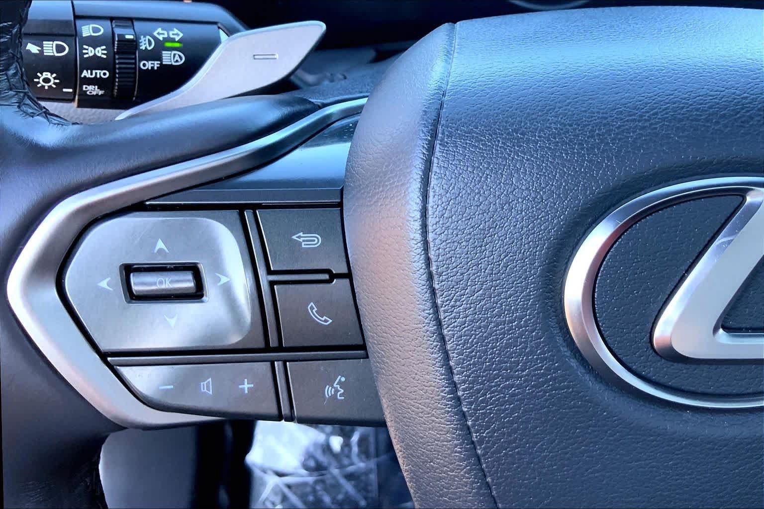 Certified 2026 Lexus NX 350h AWD w/ Cold Area Package image 24