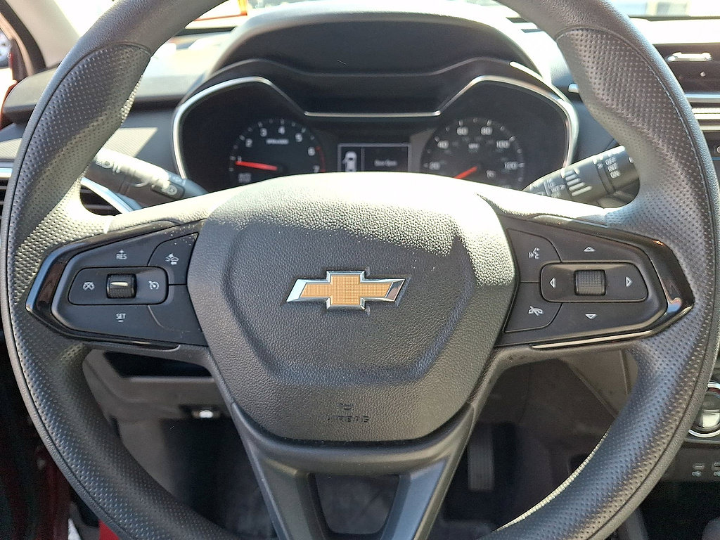 Certified 2021 Chevrolet TrailBlazer LT w/ Convenience Package FWD image 16