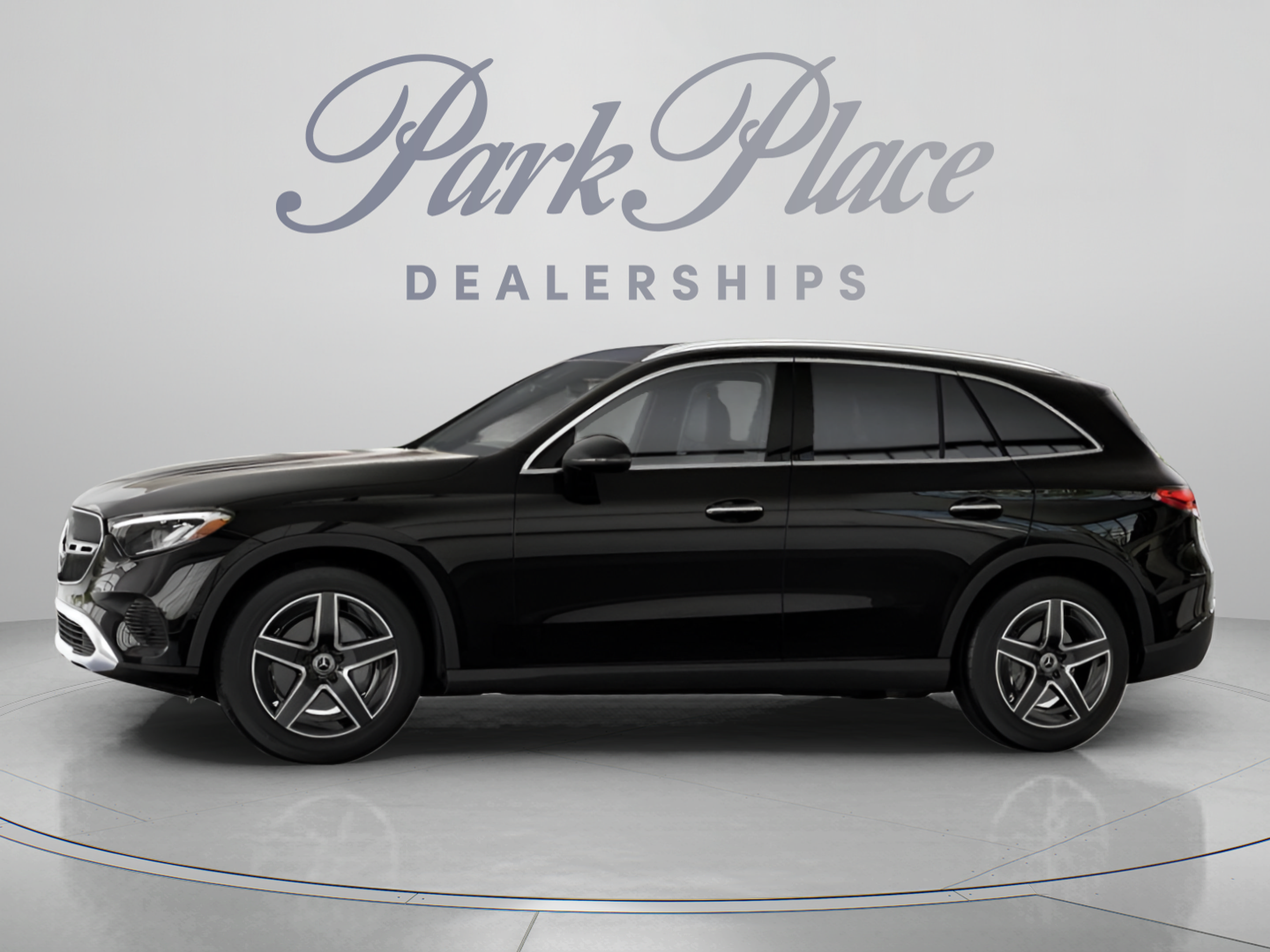 Certified 2026 Mercedes-Benz GLC 300 4MATIC image 4
