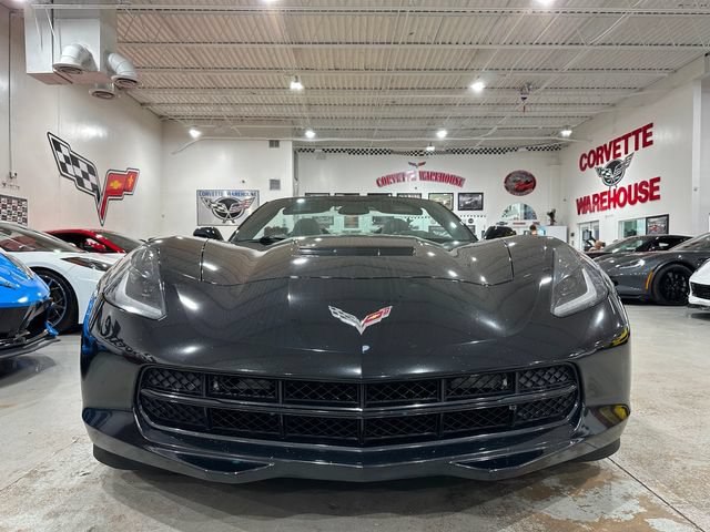 Used 2018 Chevrolet Corvette Stingray Convertible w/ Carbon Flash Badge Package RWD image 6