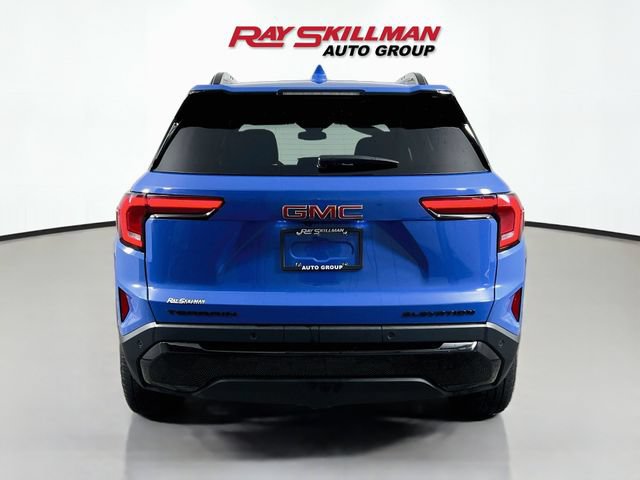 Used 2026 GMC Terrain Elevation w/ Elevation Premium Package FWD image 6