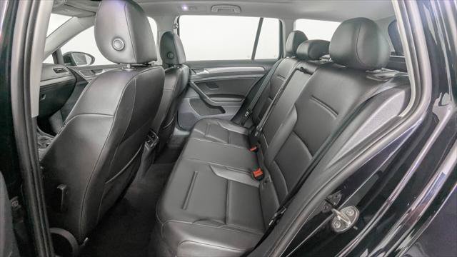 Used 2018 Volkswagen Golf SE FWD image 18