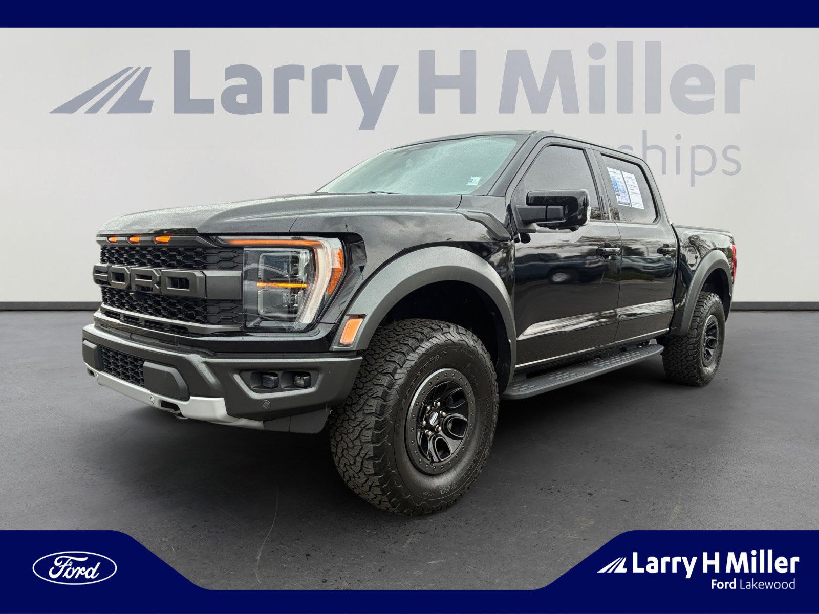 Used 2023 Ford F150 Raptor w/ Raptor Carbon Fiber Package AWD/4WD image 1