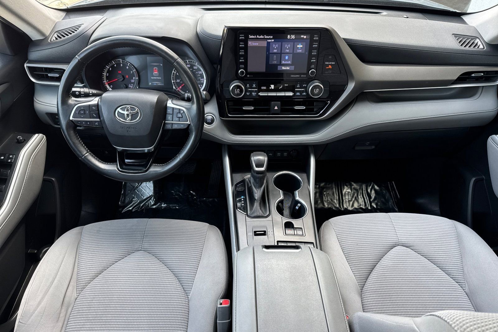 Certified 2020 Toyota Highlander LE image 18