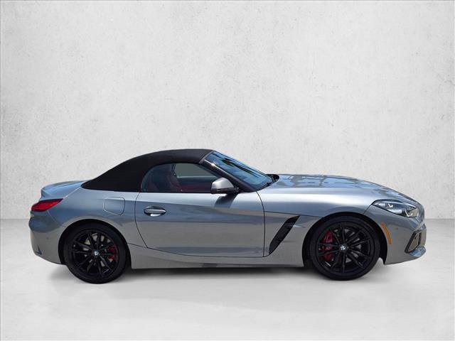 Certified 2023 BMW Z4 M40i w/ Premium Package RWD image 4