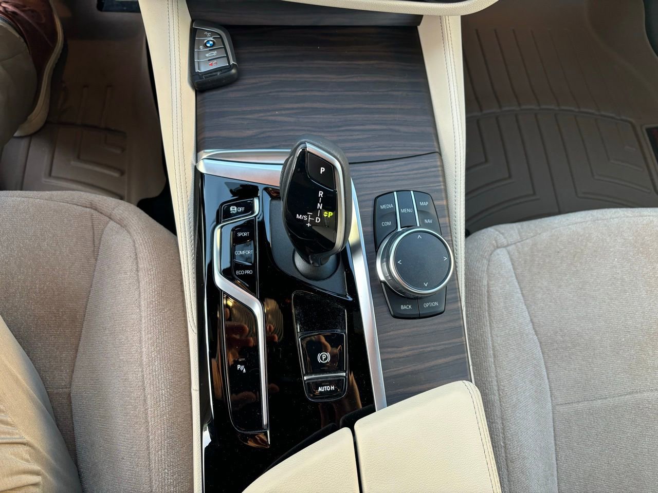 Used 2023 BMW 540i xDrive w/ M Sport Package image 17