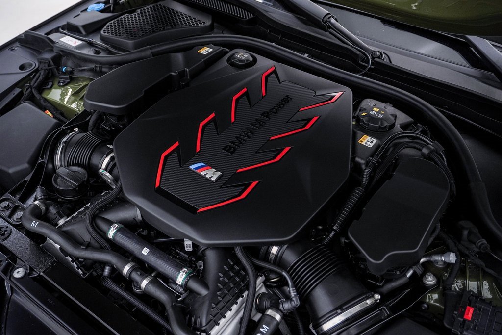 Used 2026 BMW M5 w/ Executive Package image 39