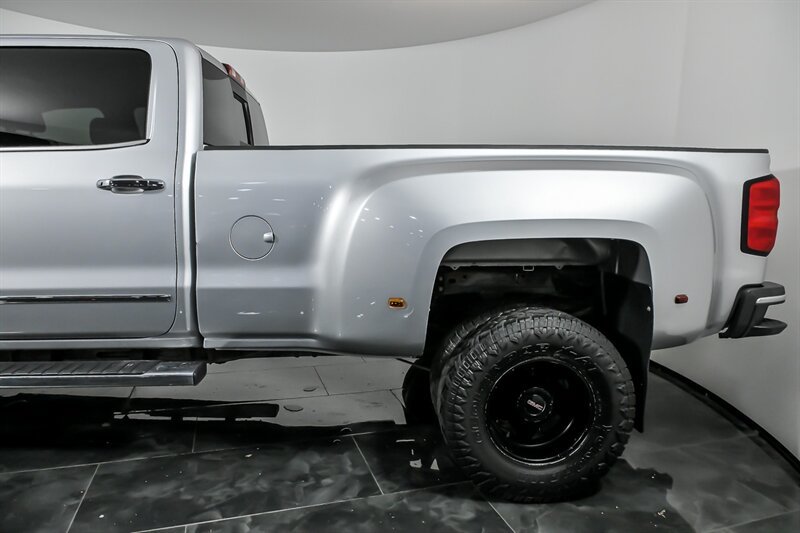 Used 2015 GMC Sierra 3500 Denali w/ Duramax Plus Package AWD/4WD image 7
