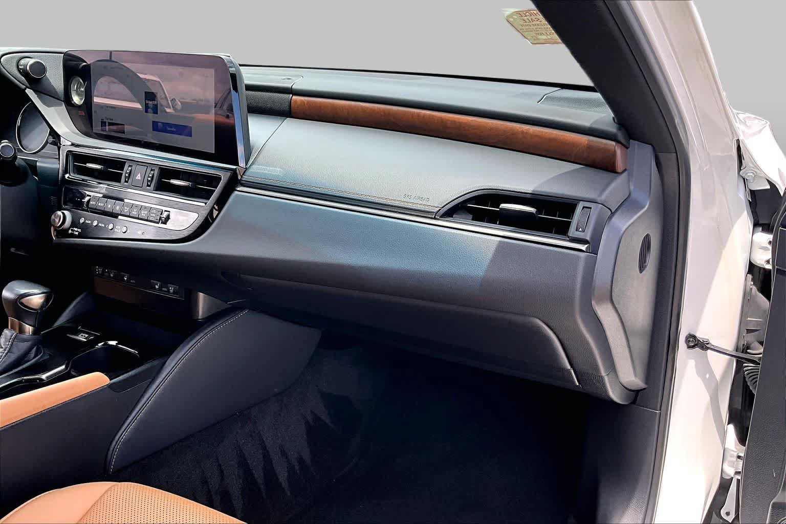Used 2023 Lexus ES 350 w/ Premium Package FWD image 16