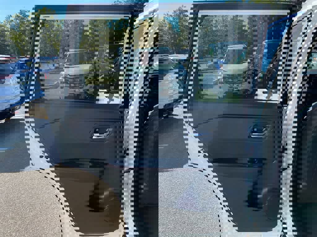 New 2026 Nissan Rogue SV image 21