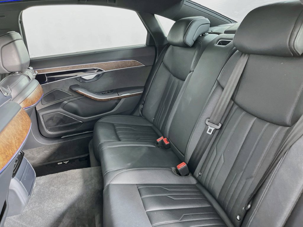 Used 2021 Audi A8 L 3.0T w/ Executive Plus Package AWD/4WD image 32
