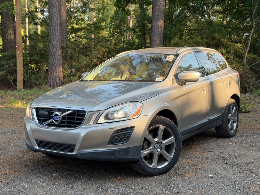 Used 2013 Volvo XC60 T6 AWD/4WD image 2